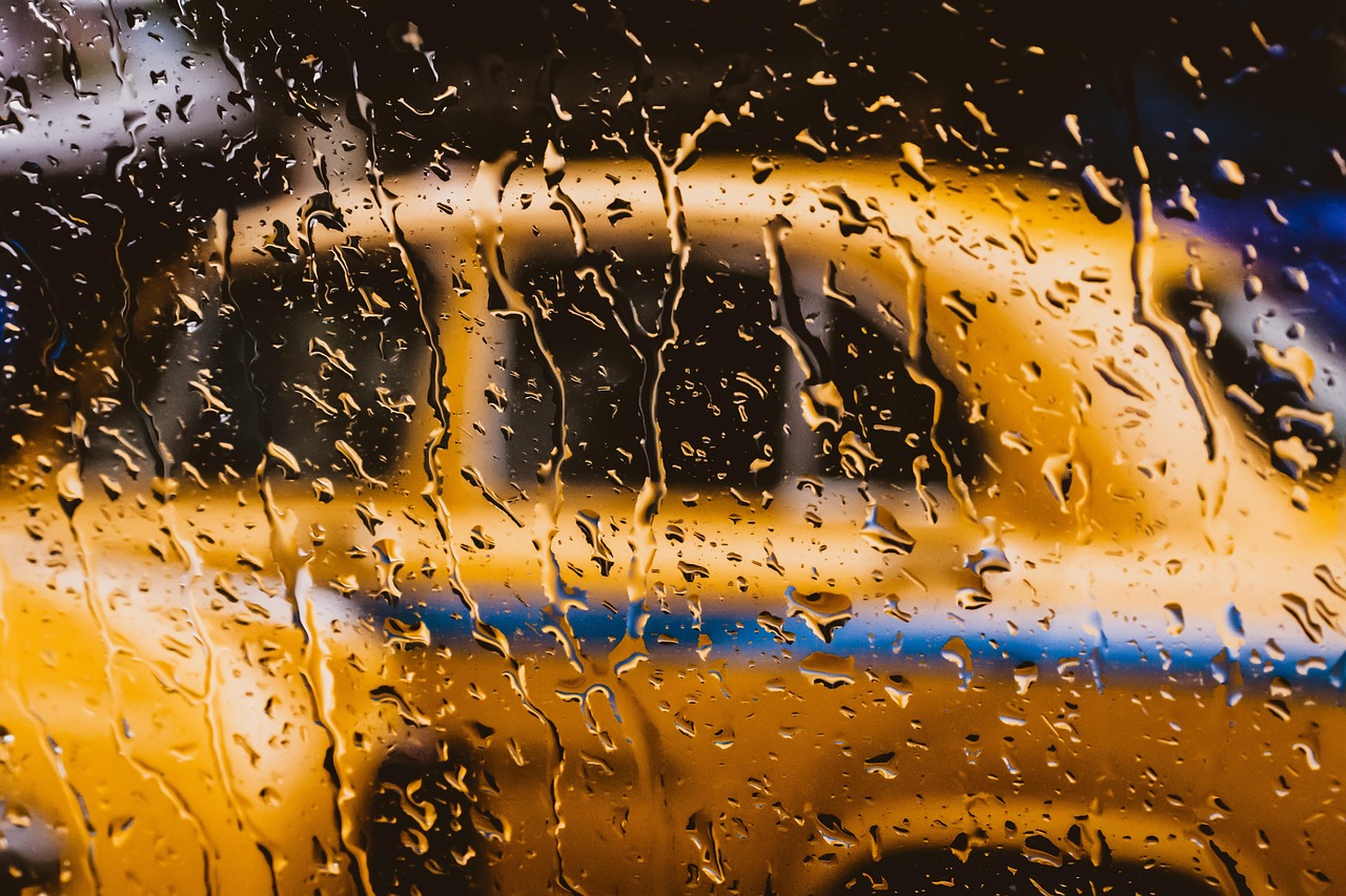 découvrez notre service de taxi fiable et rapide, disponible 24/7 pour vos trajets en toute sécurité. réservez en ligne et profitez d'un trajet confortable vers votre destination.
