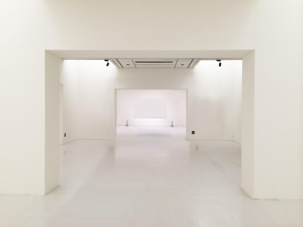découvrez une exposition captivante qui vous plonge dans l'univers fascinant de l'art et de la culture. explorez des œuvres inédites, participez à des ateliers interactifs et laissez-vous inspirer par des artistes de renom. un événement incontournable pour les amateurs d'art et de curiosités!