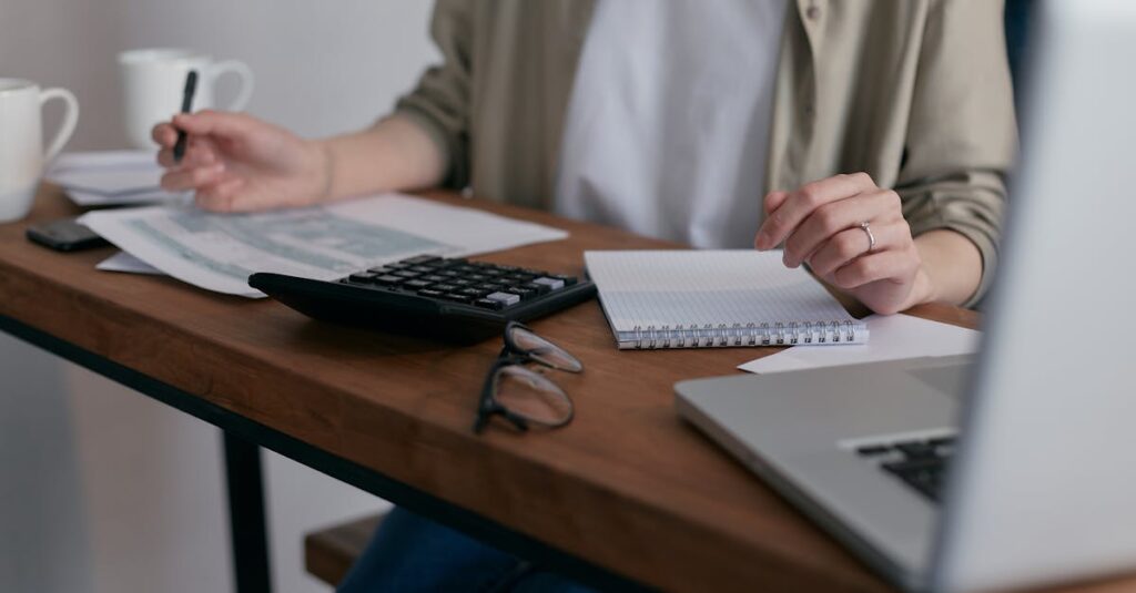 découvrez tout ce qu'il faut savoir sur l'administration : missions, organisation, rôles et fonctionnement au sein des entreprises et des institutions publiques.