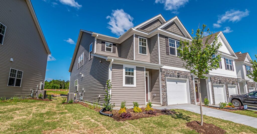 découvrez les meilleures offres immobilières à trinquetaille. appartements, maisons et terrains à vendre ou à louer dans un cadre agréable et authentique.