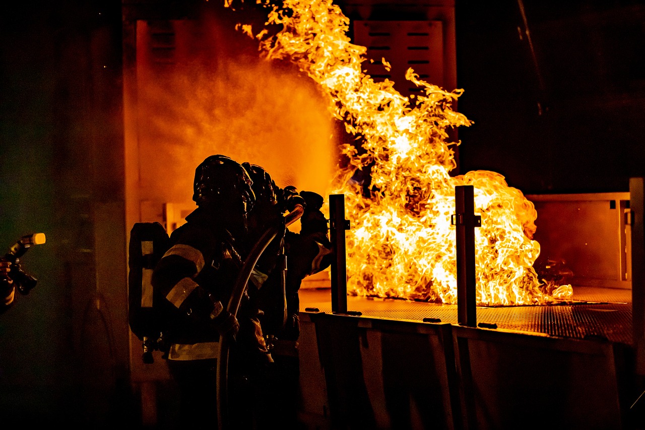découvrez le courage et le dévouement des pompiers, des héros du quotidien qui protègent nos vies et nos biens face aux incendies et autres urgences.