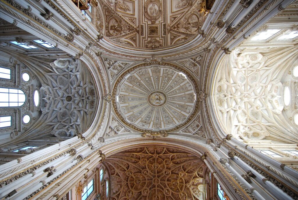 découvrez l'histoire, l'architecture et la signification spirituelle des églises à travers le monde.