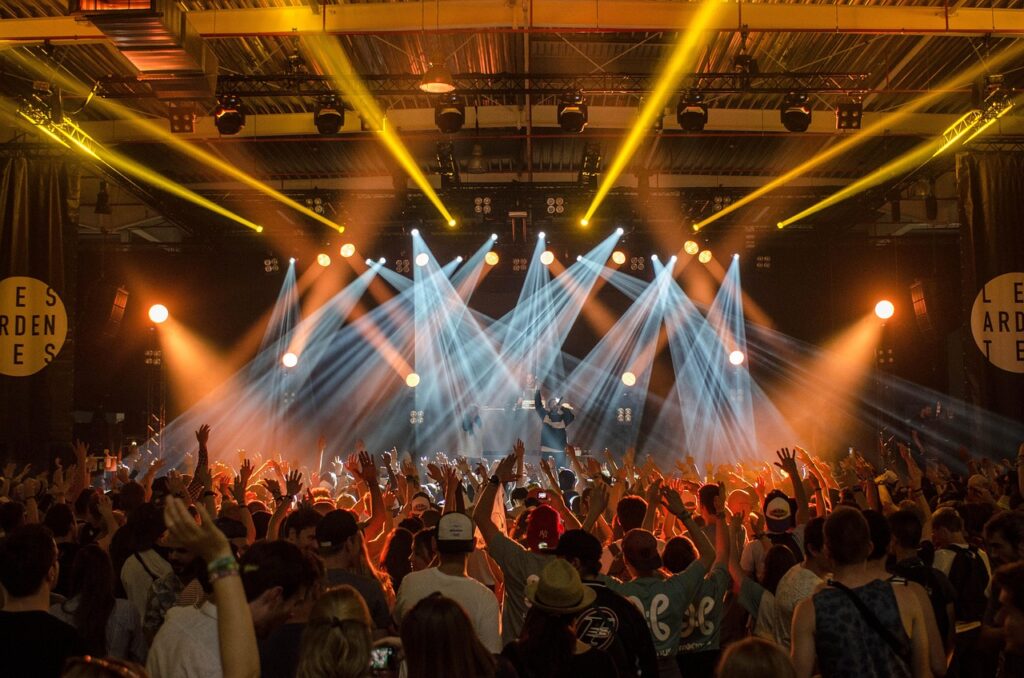 découvrez le festival incontournable alliant musique, culture et convivialité pour tous les âges et tous les goûts.