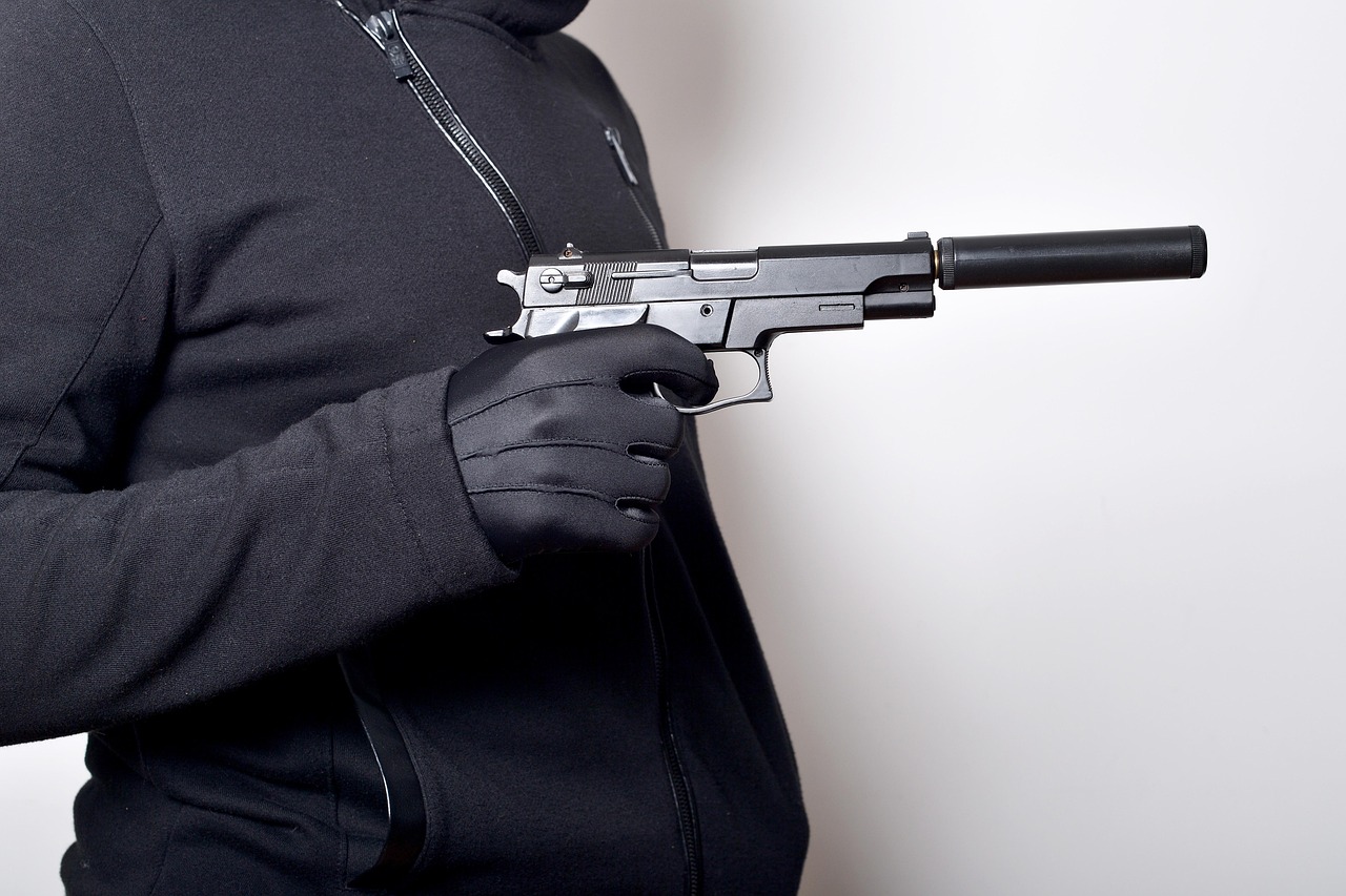 découvrez des récits captivants et mystérieux autour de meurtres célèbres et enquêtes criminelles fascinantes.