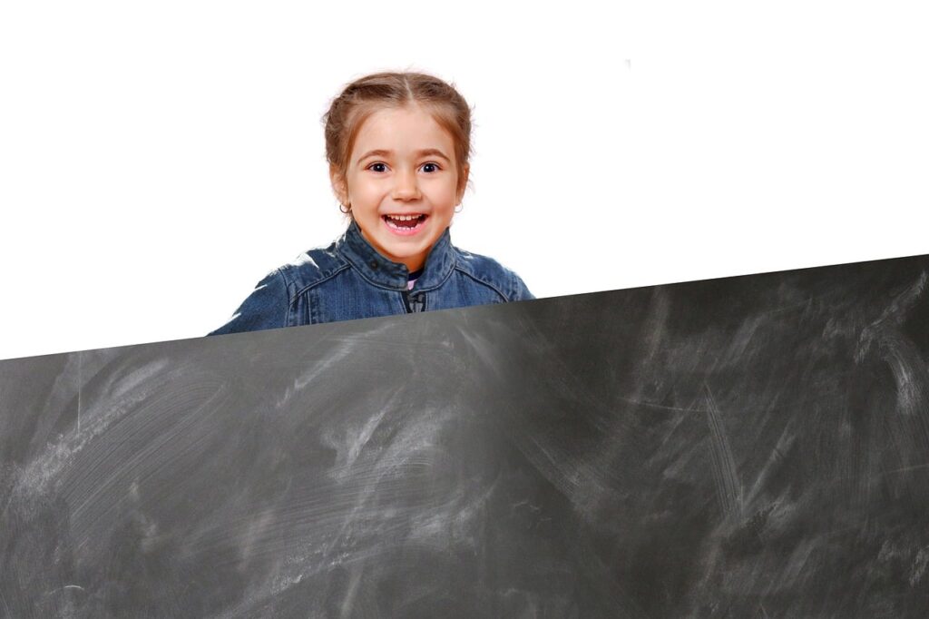 budget pour la préparation scolaire : conseils et astuces pour bien planifier les dépenses liées à la rentrée des classes.